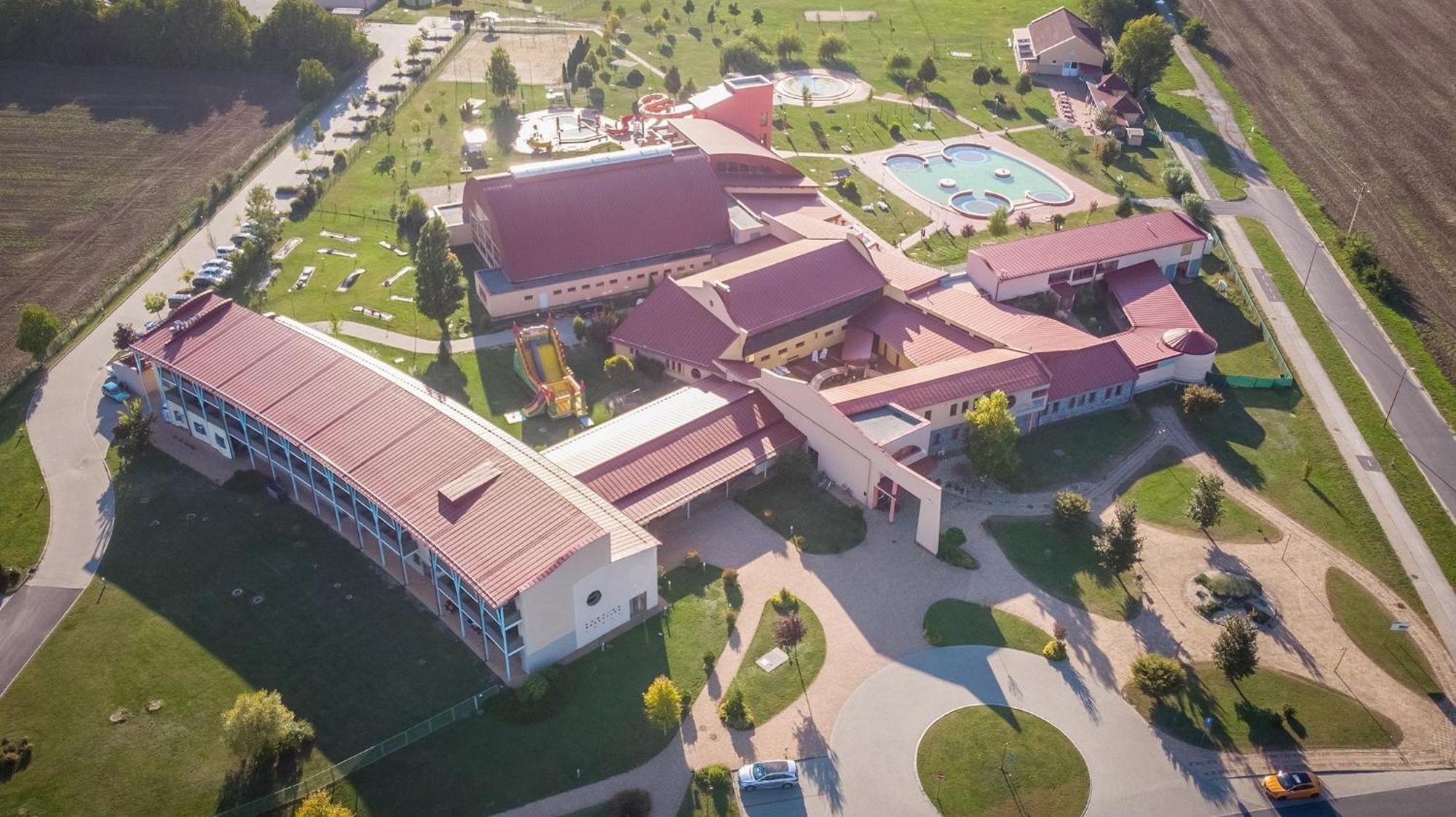 Vulkan Wellness Hotel & Camping Celldömölk 외부 사진